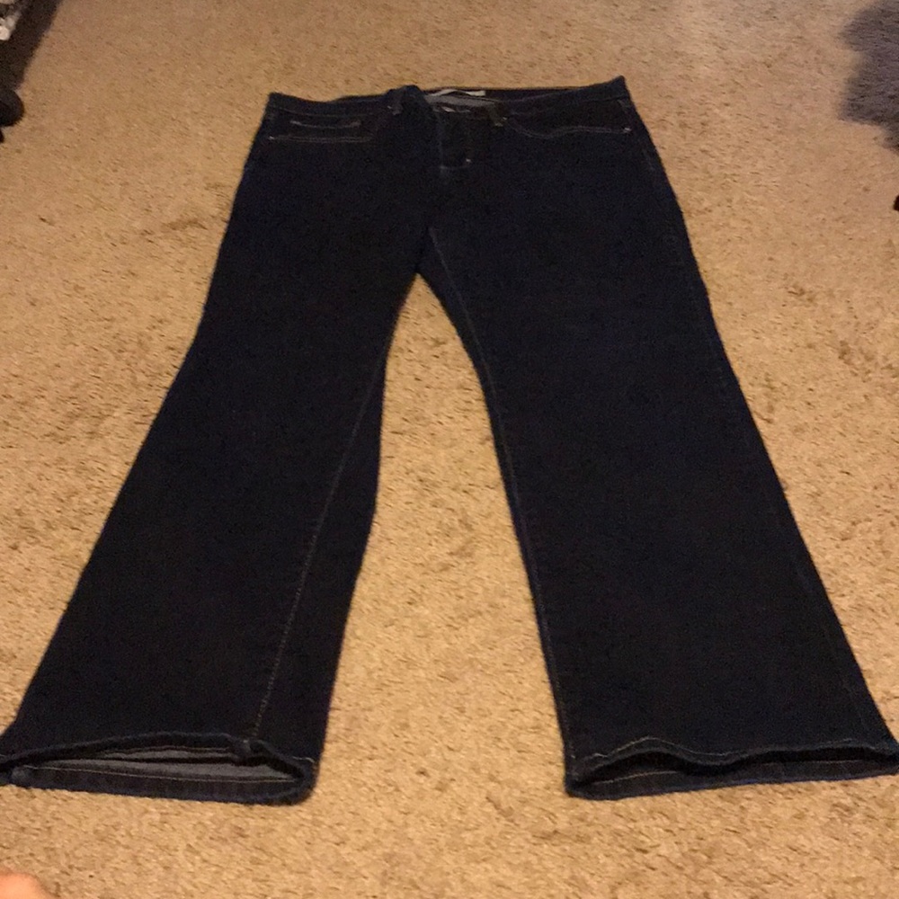 Levi Jeans -314 shaping straight jeans!